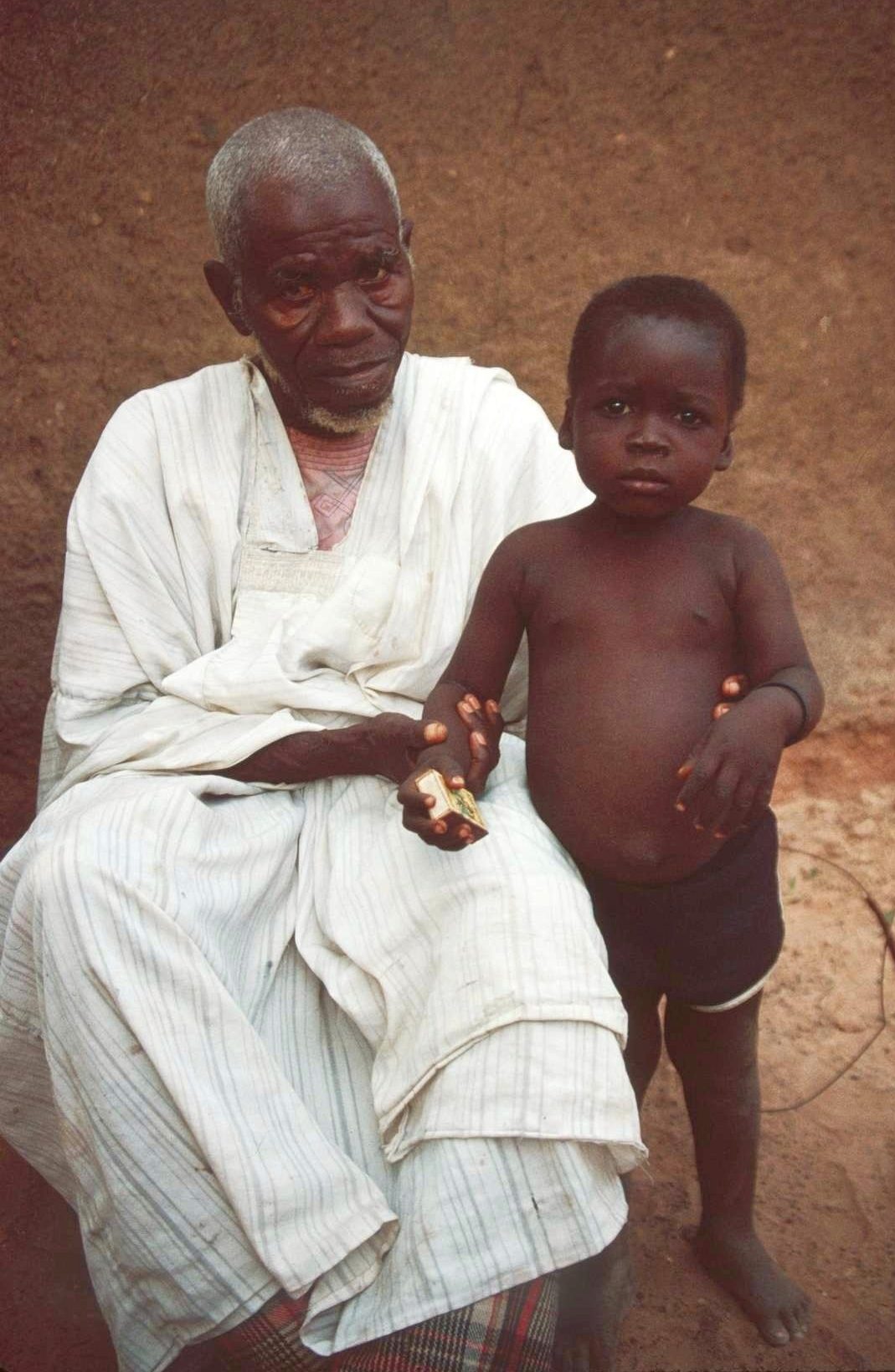 Palo Naa and child