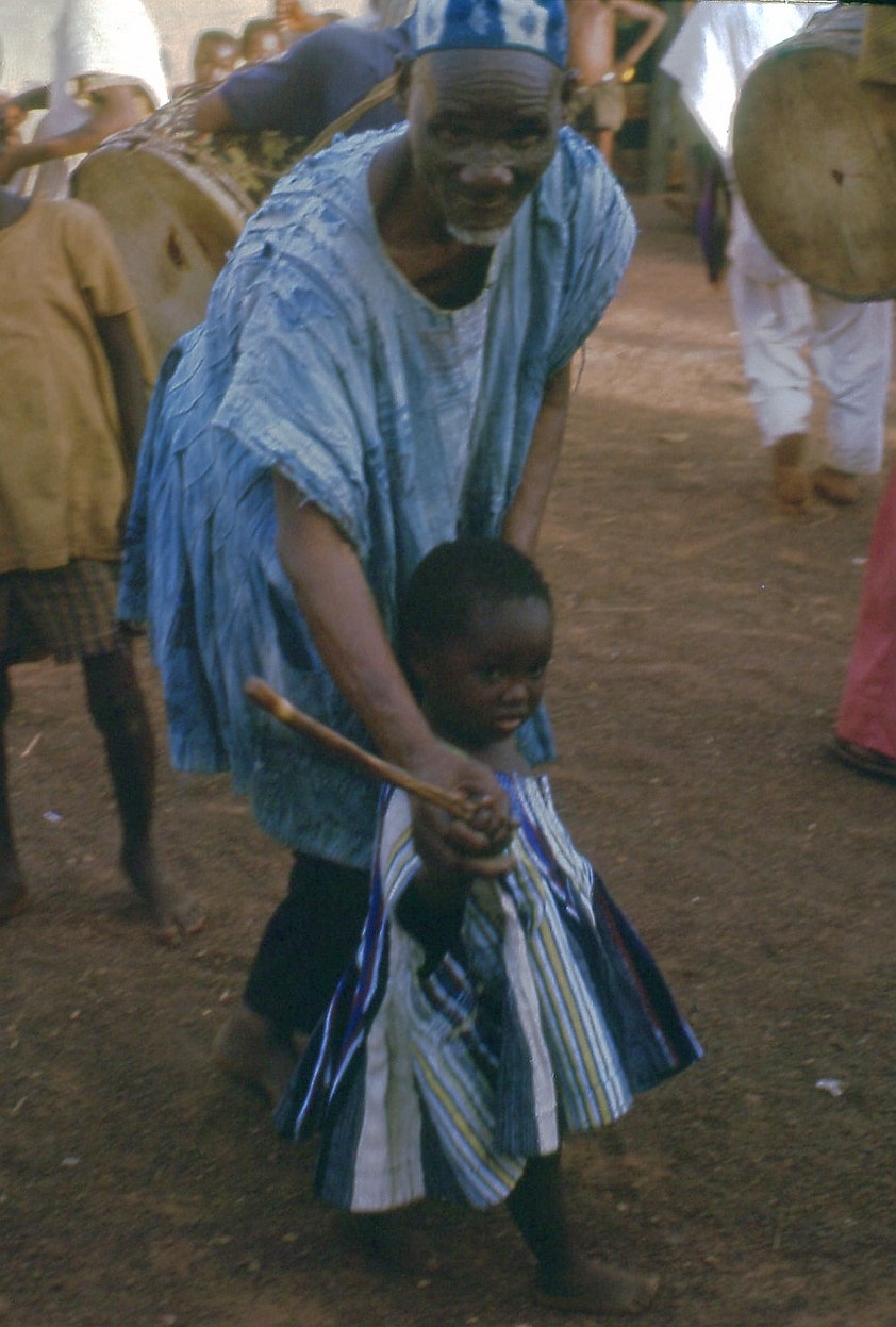 Amadu Jaato teaching Takai